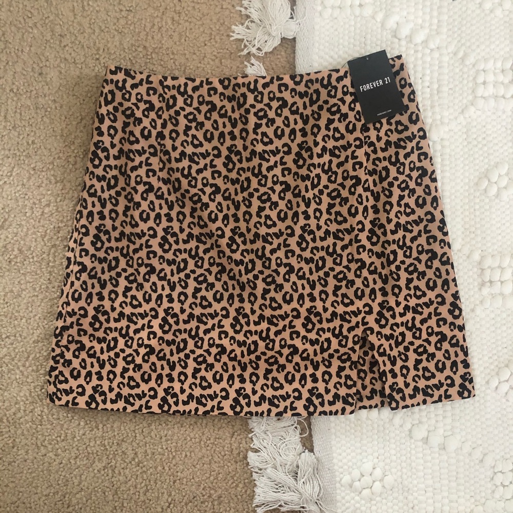 Cheetah Skirt - Picture 2 of 6